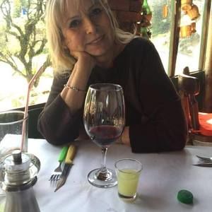 Meet your Posher, Lynne